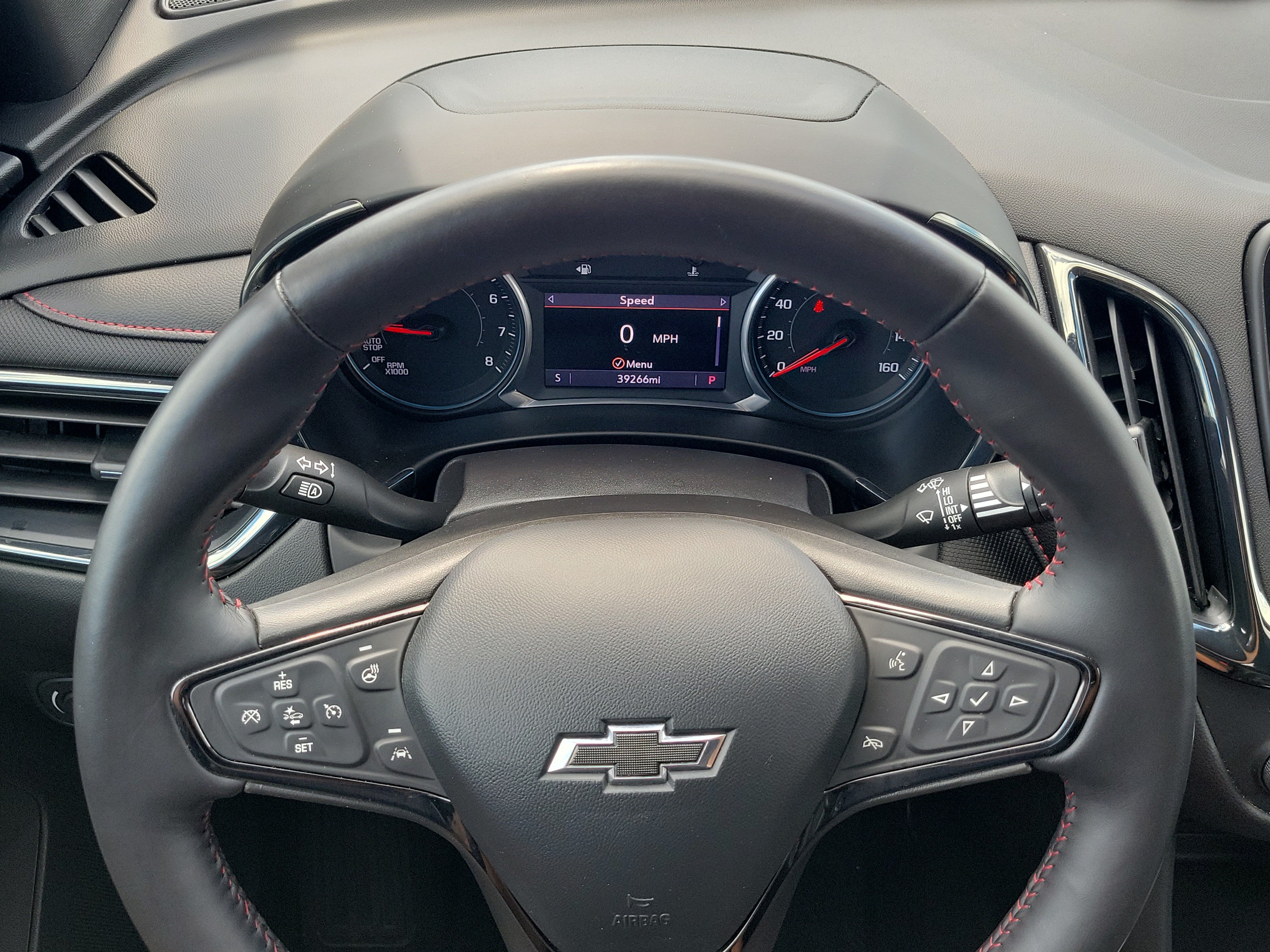 Used 2022 Chevrolet Equinox RS w/ Infotainment Package FWD image 23