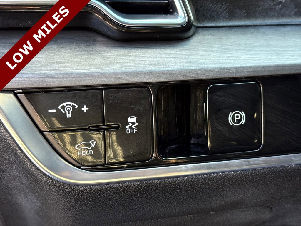Used 2025 Kia Sportage X-Line w/ Premium Package image 22