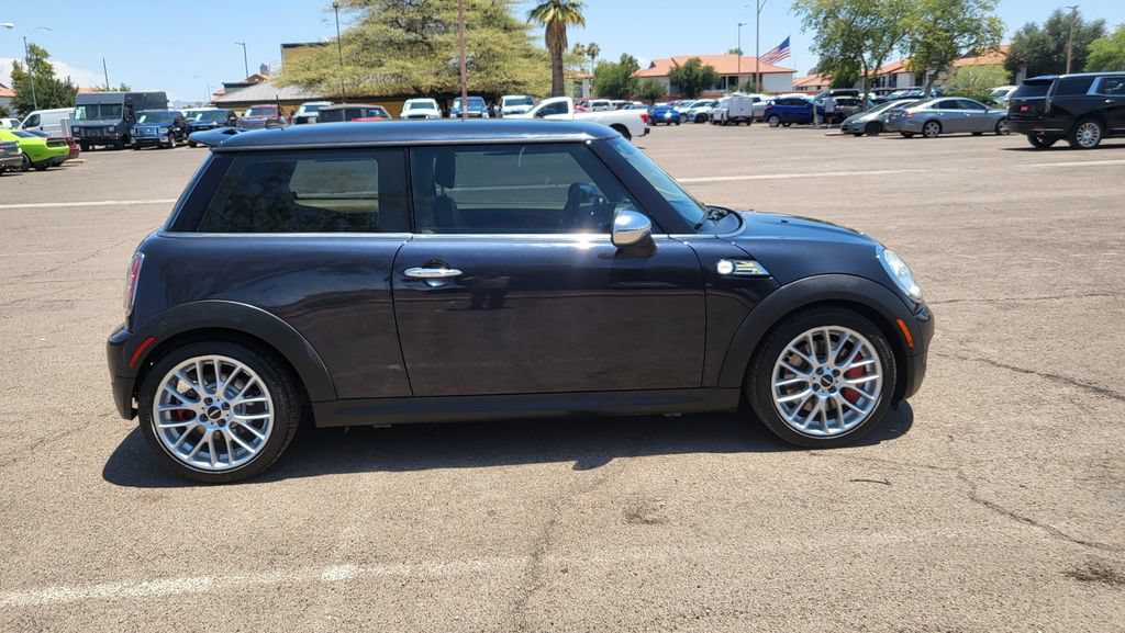 Used 2009 MINI Cooper John Cooper Works FWD image 11