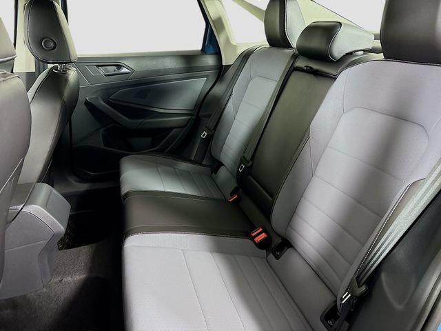 New 2026 Volkswagen Jetta SE FWD image 25