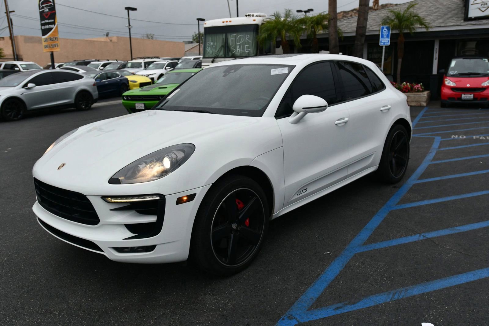 Used 2017 Porsche Macan GTS image 3
