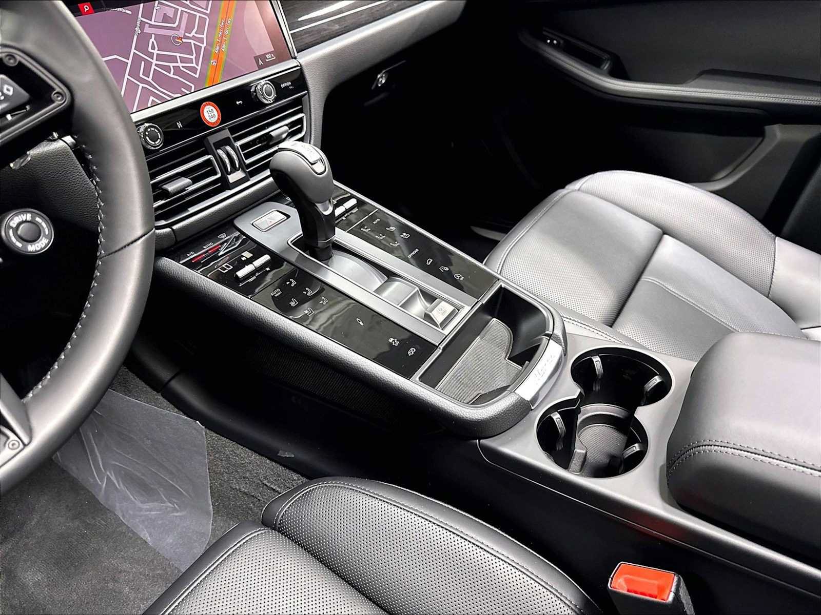 New 2026 Porsche Macan S AWD/4WD image 17