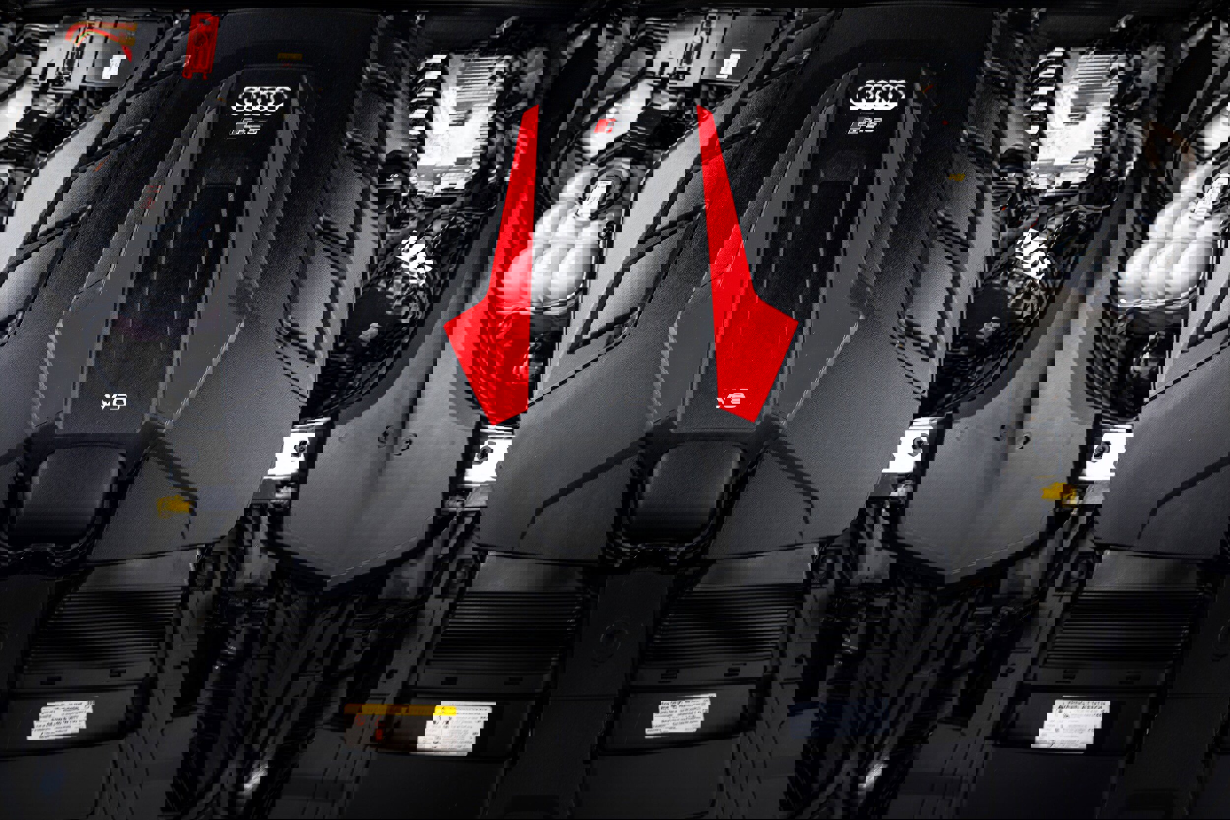 Used 2022 Audi RS Q8 image 28