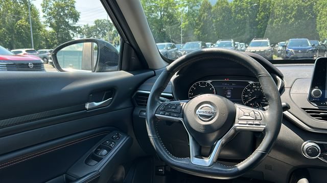 Certified 2022 Nissan Altima 2.5 SR w/ Midnight Edition Package AWD/4WD image 22