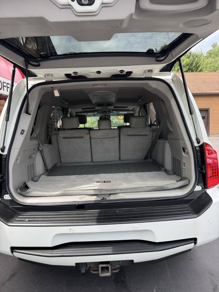 Used 2010 INFINITI QX56 4WD w/ Technology Pkg image 24