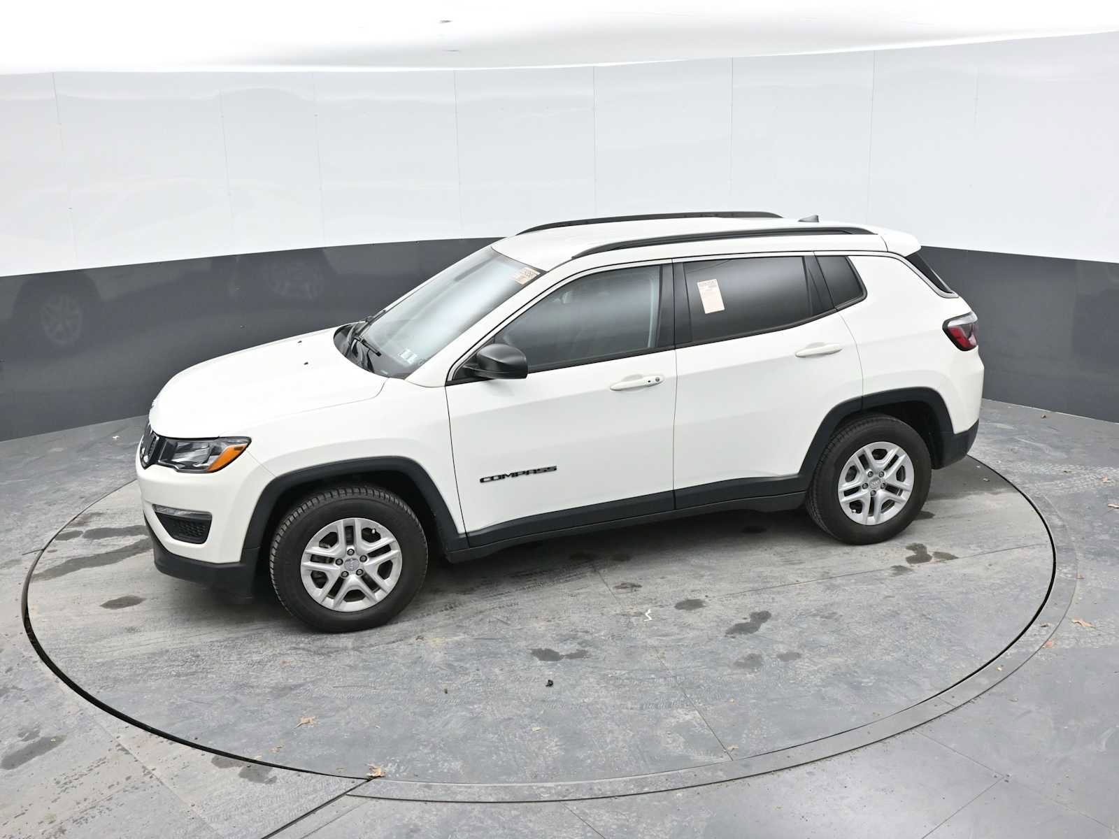 Used 2020 Jeep Compass Sport w/ Tech Group image 14