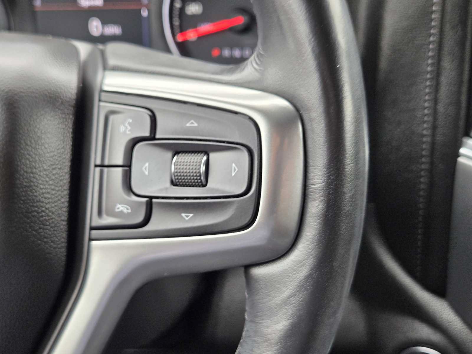 Certified 2020 Chevrolet Silverado 1500 RST w/ Texas Edition AWD/4WD image 27