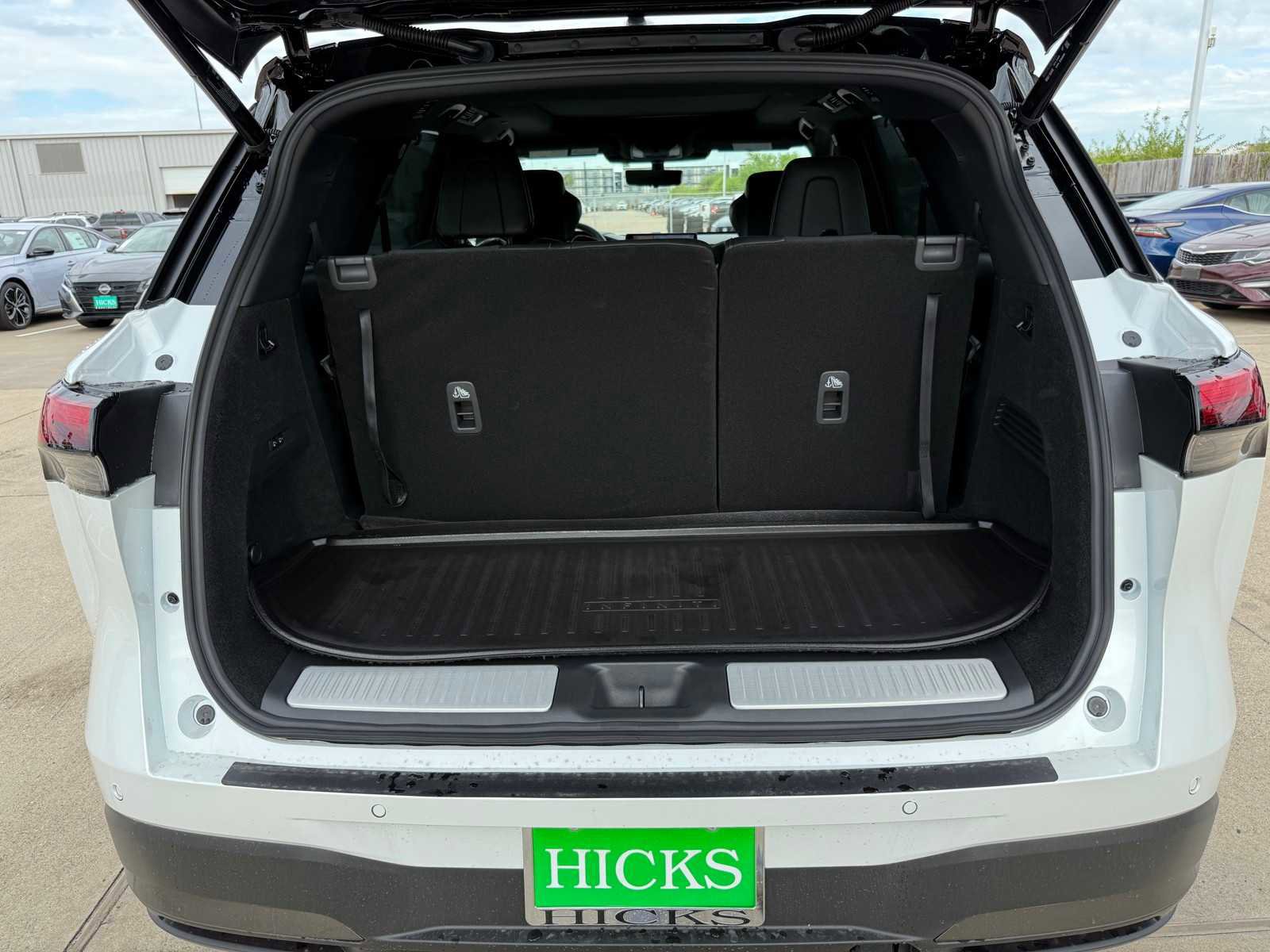 New 2026 INFINITI QX60 Autograph w/ Dark Cargo Package image 29