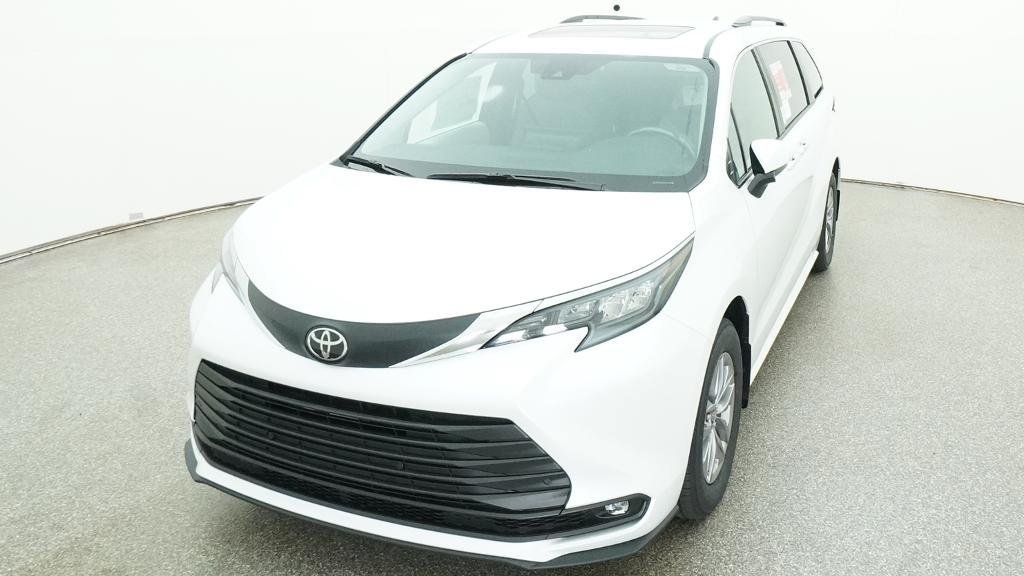 New 2026 Toyota Sienna XLE FWD image 20