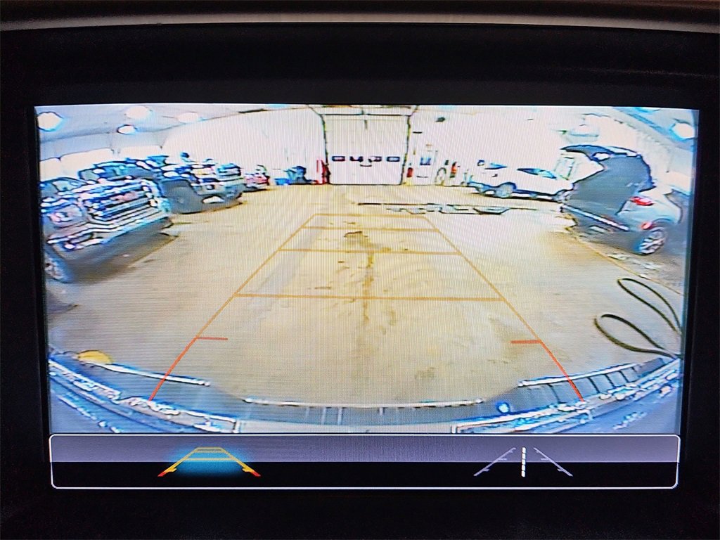 Used 2018 GMC Canyon SLE w/ SLE Convenience Package image 23