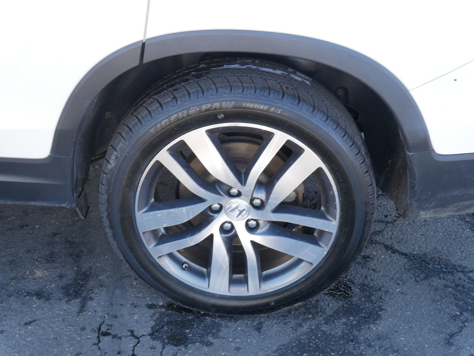 Used 2017 Honda Pilot Touring image 7