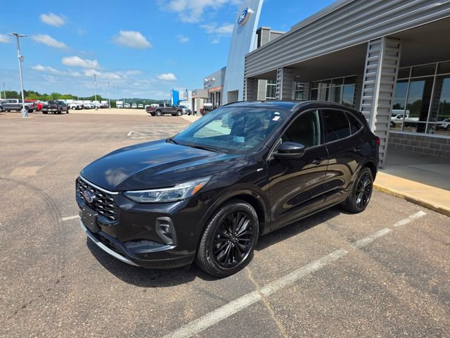 Used 2024 Ford Escape ST-Line Elite w/ Premium Technology Package AWD/4WD image 3