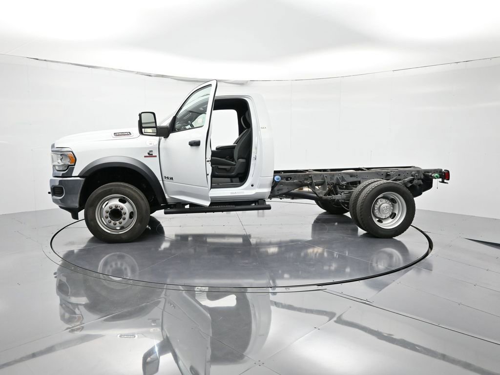 Used 2023 RAM 4500 SLT w/ Quick Order Package 2YG SLT RWD image 50