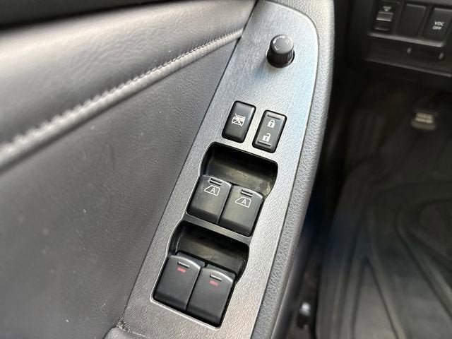 Used 2010 Nissan Altima 2.5 SL w/ SL Pkg FWD image 21
