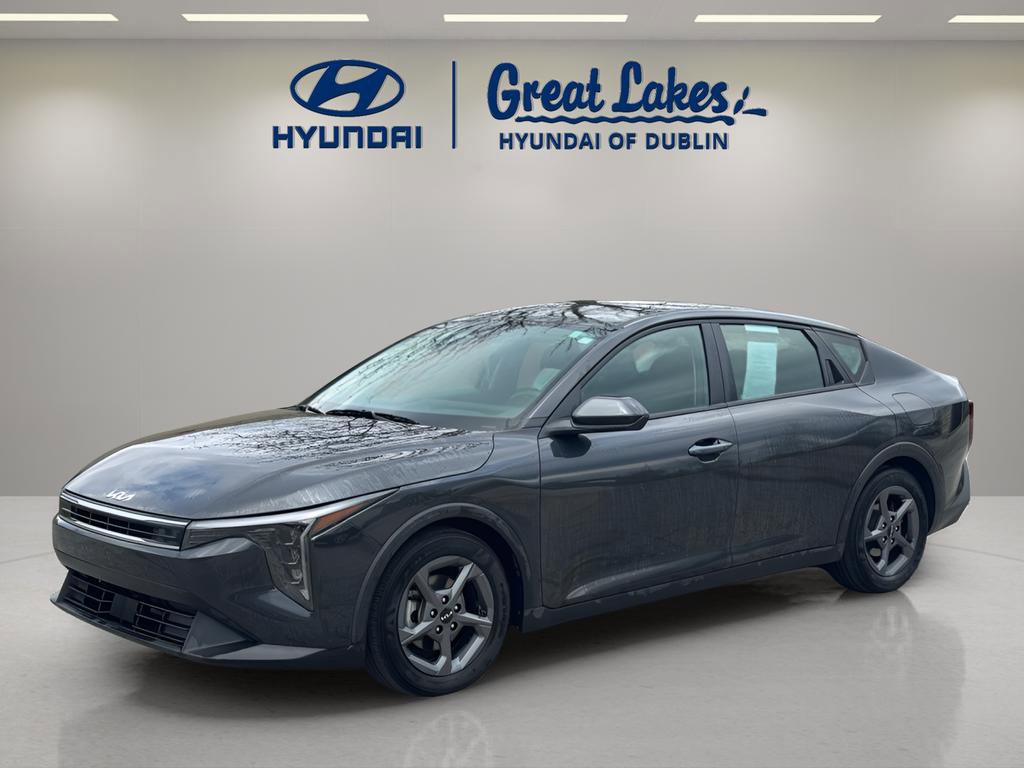 Used 2025 Kia K4 LXS image 1