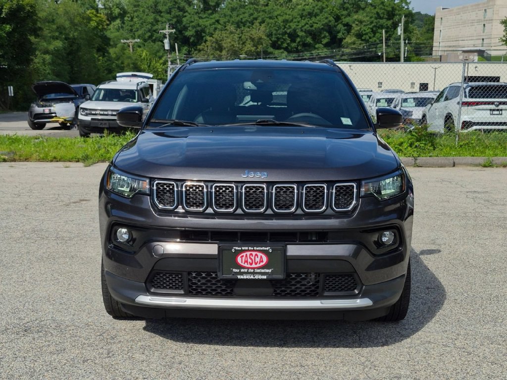 Certified 2023 Jeep Compass Limited AWD/4WD image 10