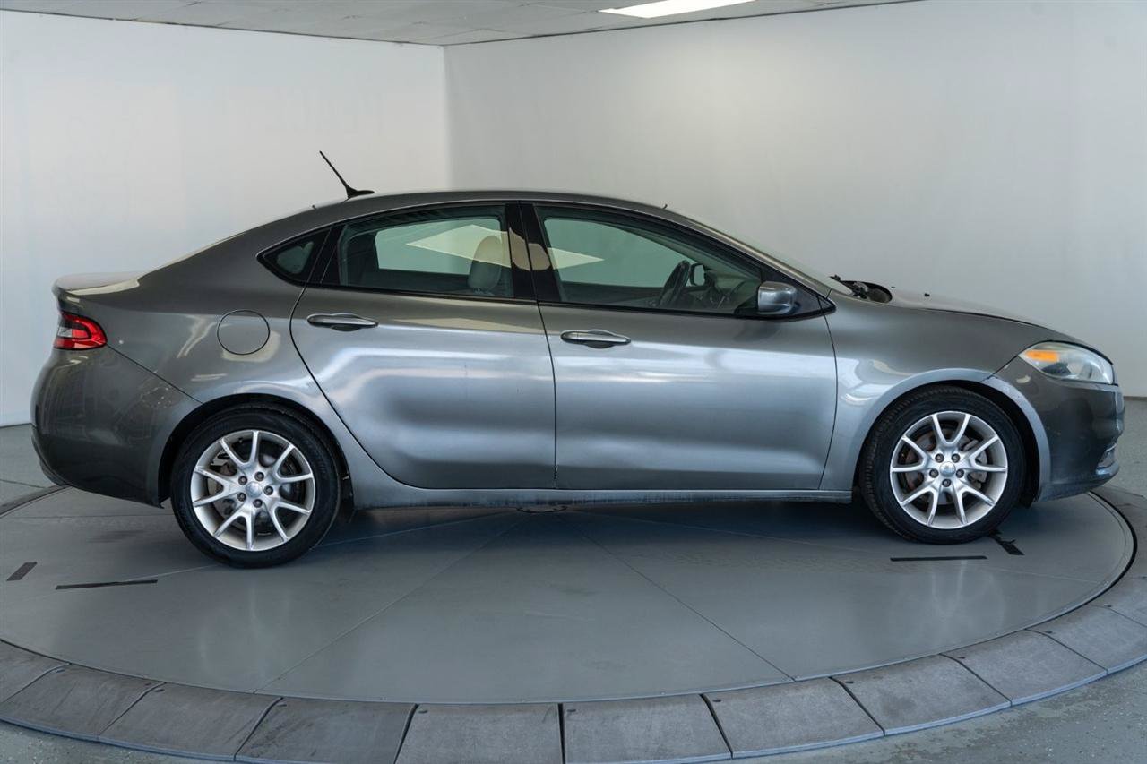 Used 2013 Dodge Dart SXT w/ Popular Equipment Group FWD image 8