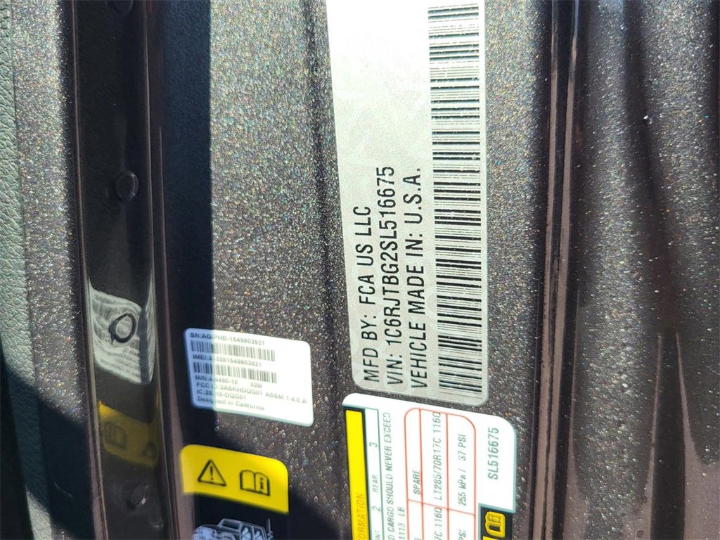 Used 2025 Jeep Gladiator Rubicon w/ Convenience Group image 34