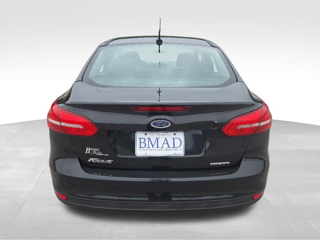 Used 2015 Ford Focus S FWD image 12