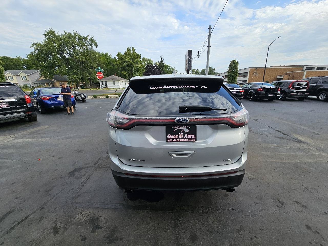 Used 2015 Ford Edge SE FWD image 9
