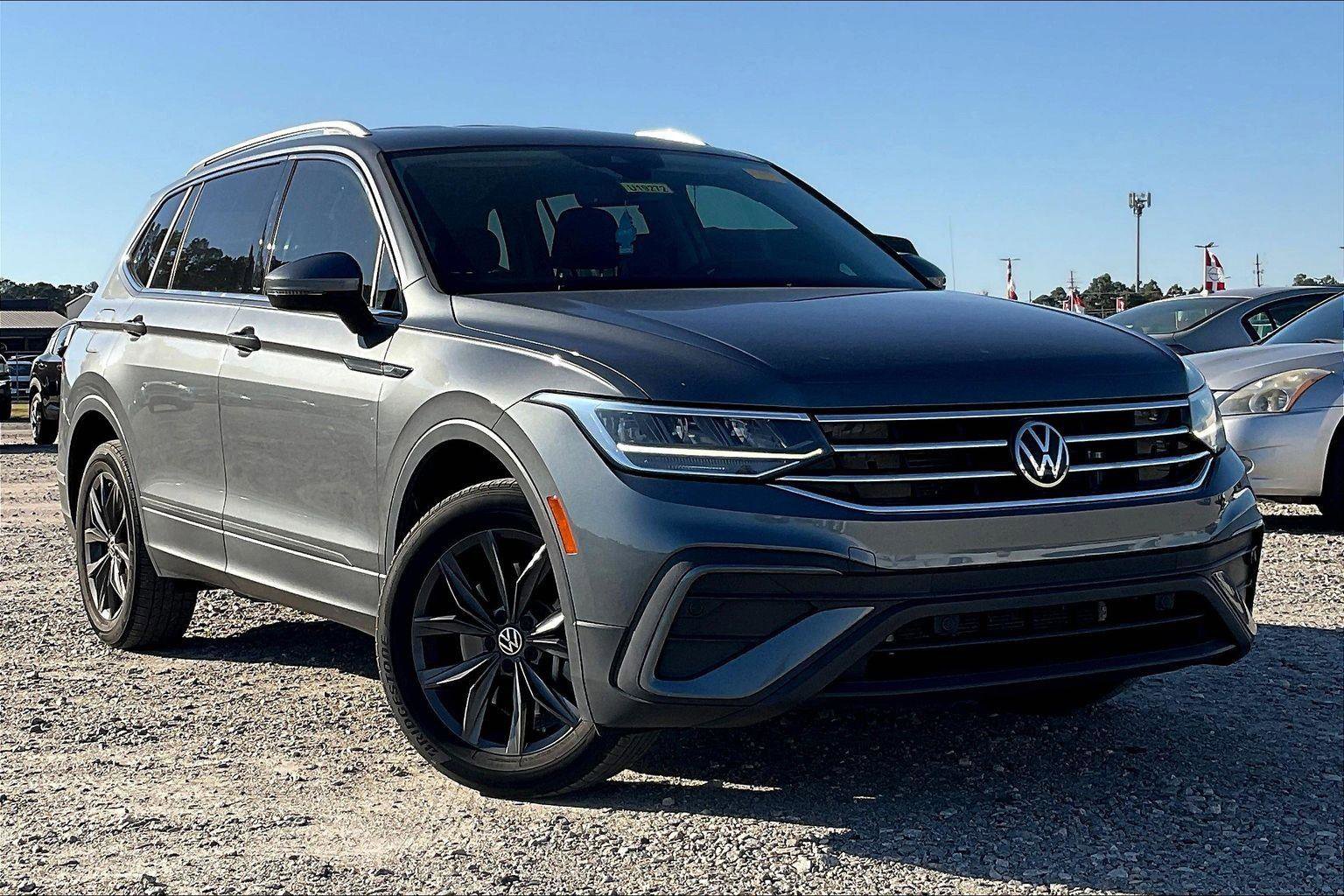 Used 2022 Volkswagen Tiguan SE