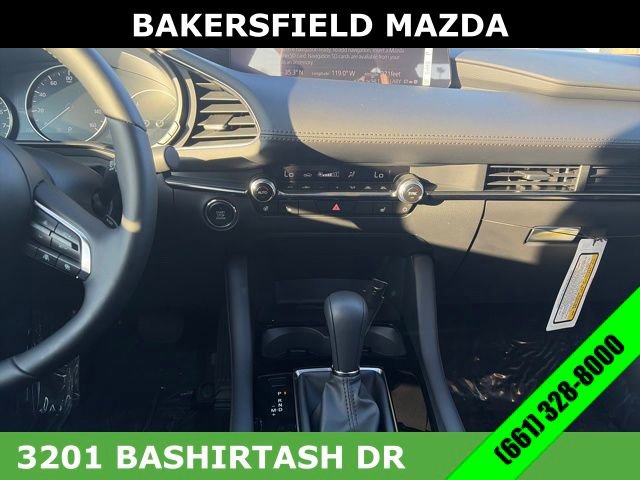 New 2026 MAZDA MAZDA3 Hatchback w/Premium Plus Pkg image 23