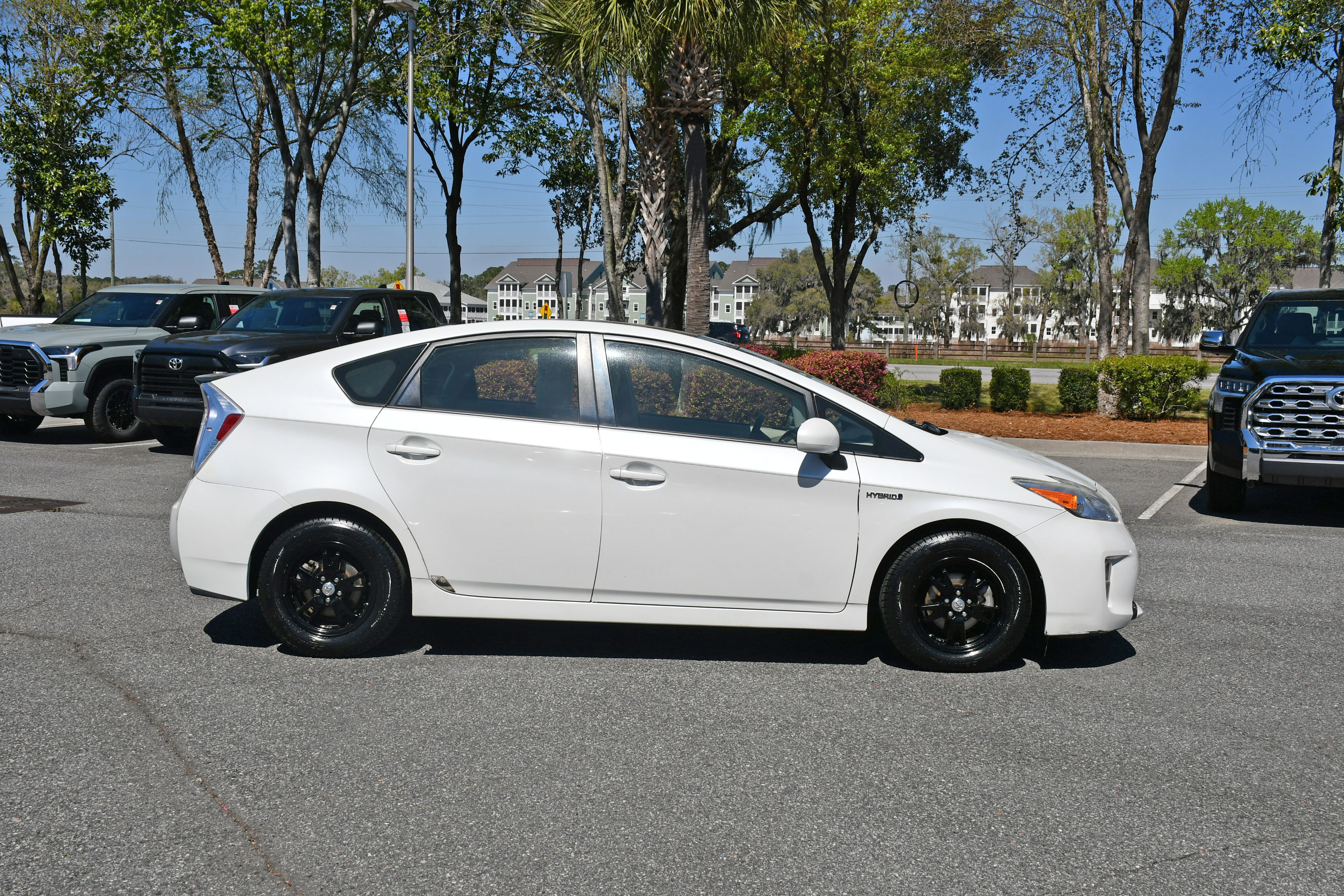 Used 2015 Toyota Prius Three w/ Solar Roof Package image 5