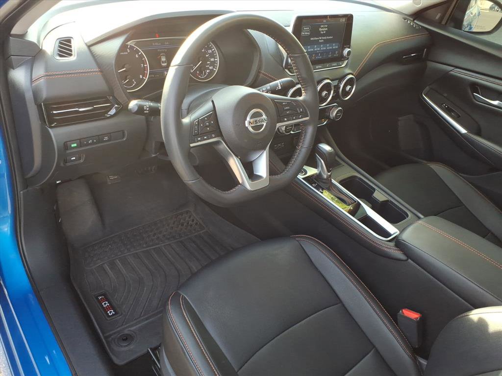 Used 2023 Nissan Sentra SR w/ SR Premium Package FWD image 6