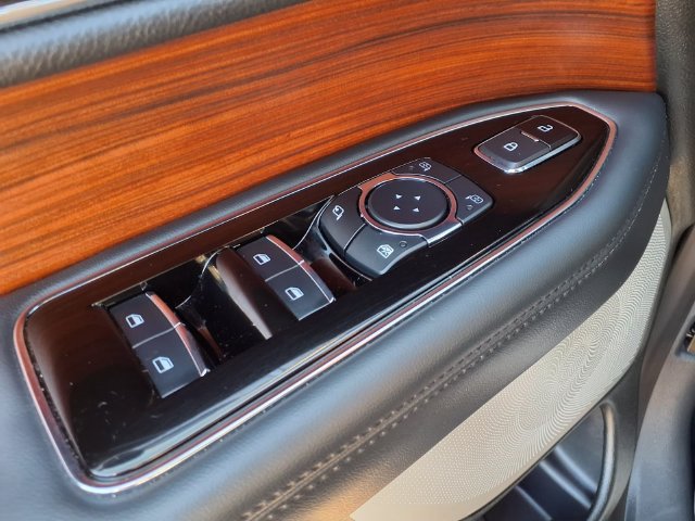 Certified 2023 Lincoln Navigator Reserve RWD image 16