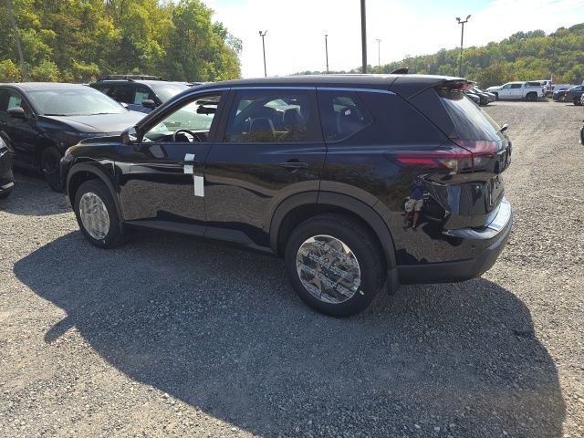 New 2026 Nissan Rogue SV image 3