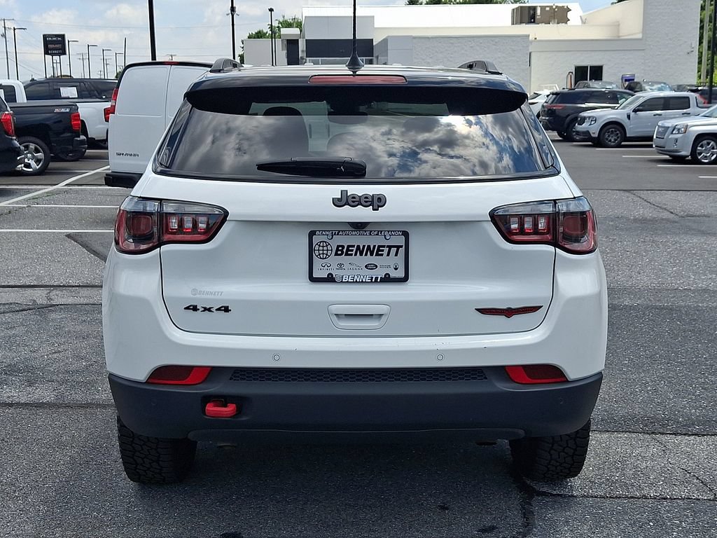 Used 2025 Jeep Compass Trailhawk AWD/4WD image 5
