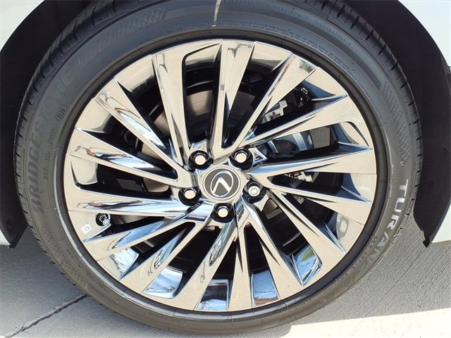 New 2025 Lexus ES 350 Ultra Luxury image 5