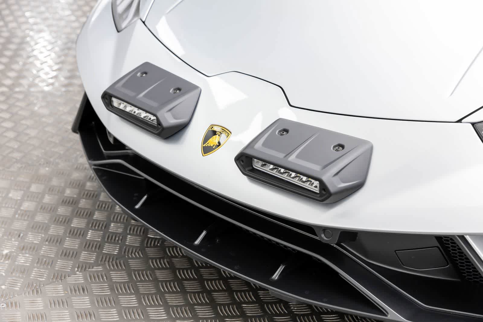 Used 2024 Lamborghini Huracan Sterrato image 51