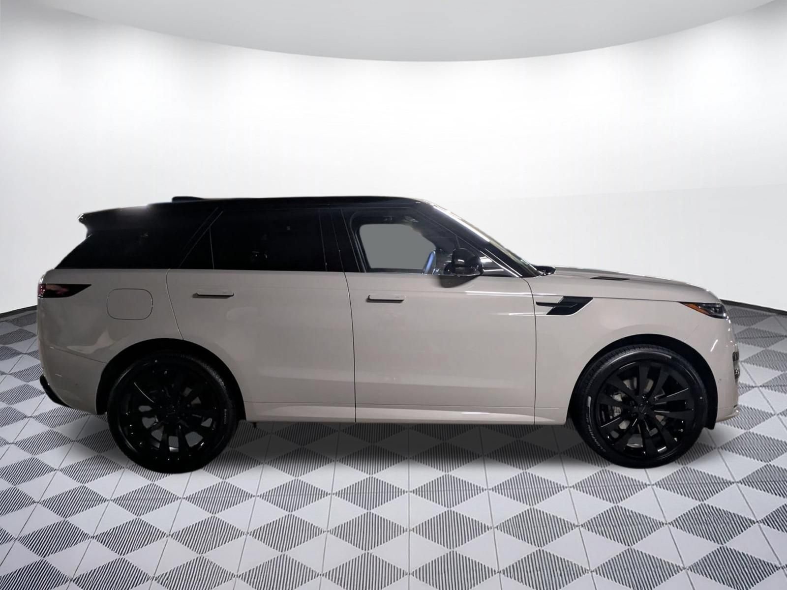 New 2026 Land Rover Range Rover Sport Dynamic SE AWD/4WD image 11