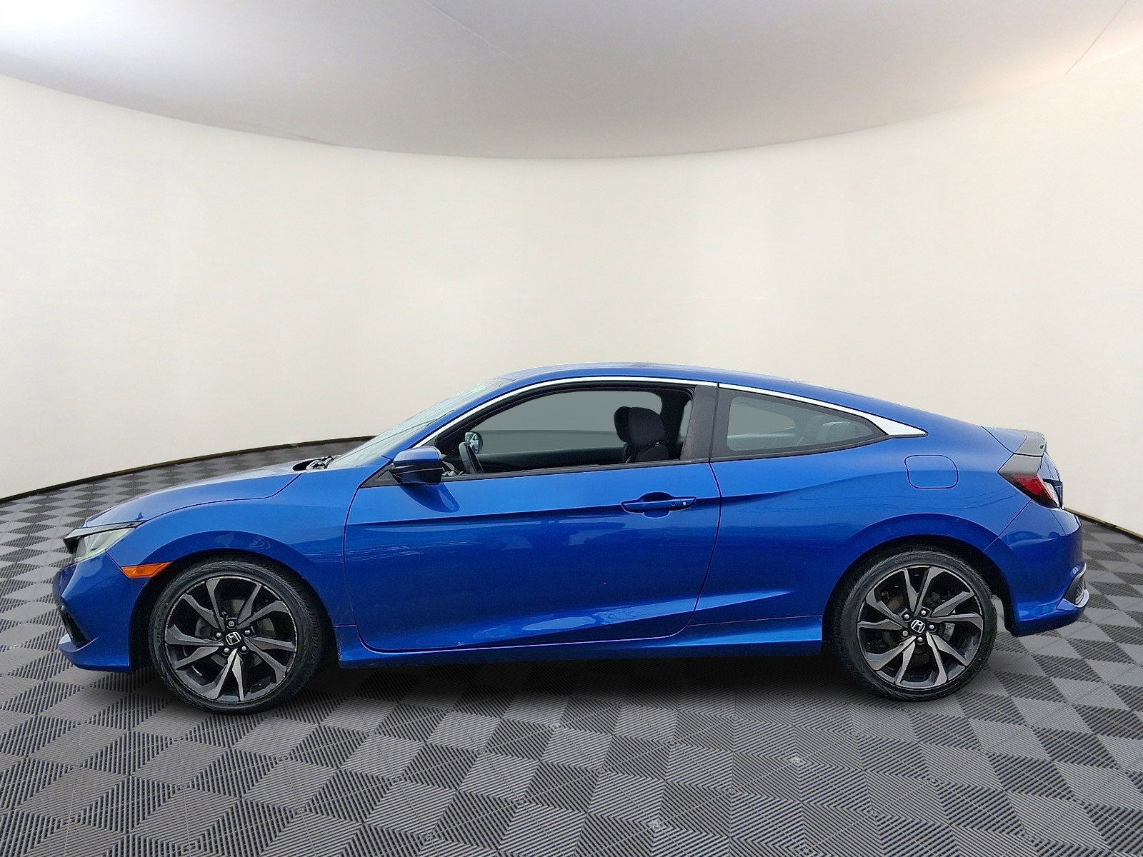 Used 2020 Honda Civic Sport image 4