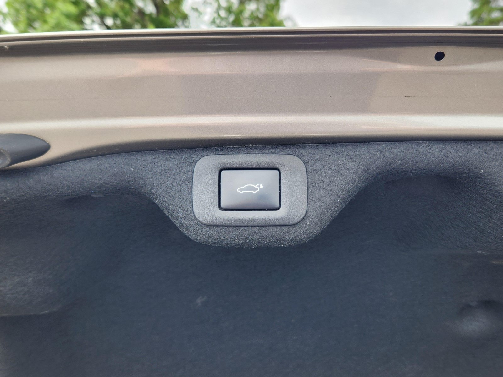 Certified 2021 Lexus ES 300h w/ Luxury Package FWD image 28
