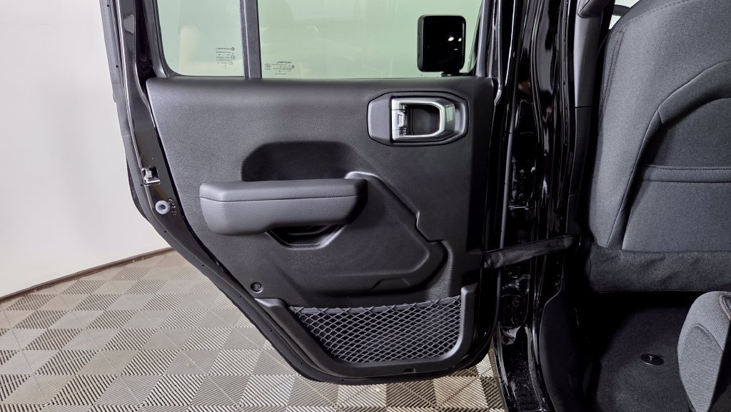 New 2026 Jeep Gladiator Sport AWD/4WD image 24