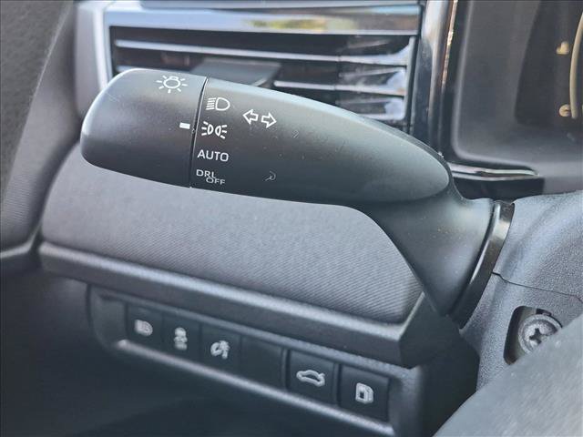 Used 2025 Toyota Camry LE FWD image 15