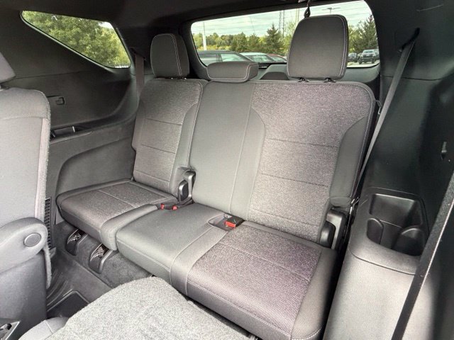 Certified 2024 Chevrolet Traverse LT AWD/4WD image 38