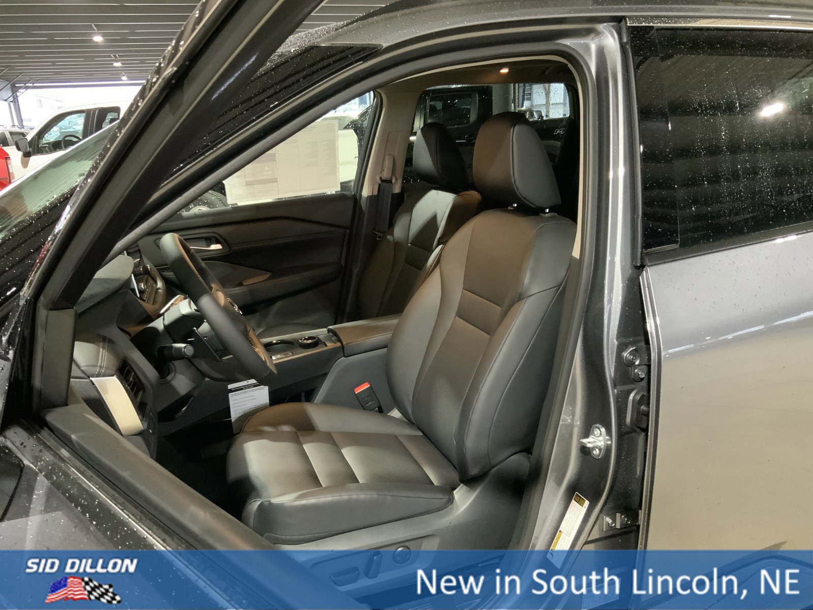 New 2026 Nissan Rogue SV image 9