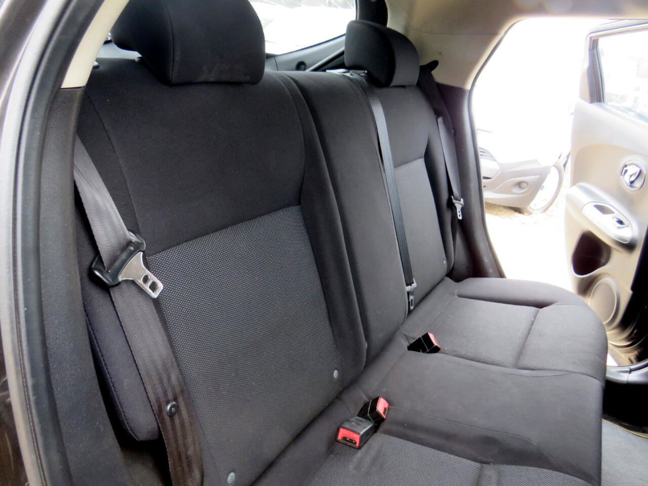 Used 2012 Nissan Juke S image 25