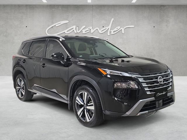 Used 2024 Nissan Rogue SL w/ SL Premium Package image 2