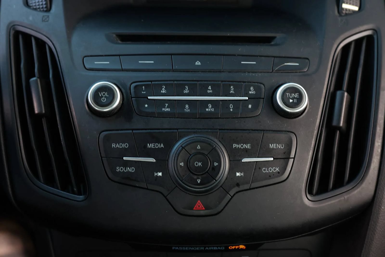 Used 2016 Ford Focus SE FWD image 34
