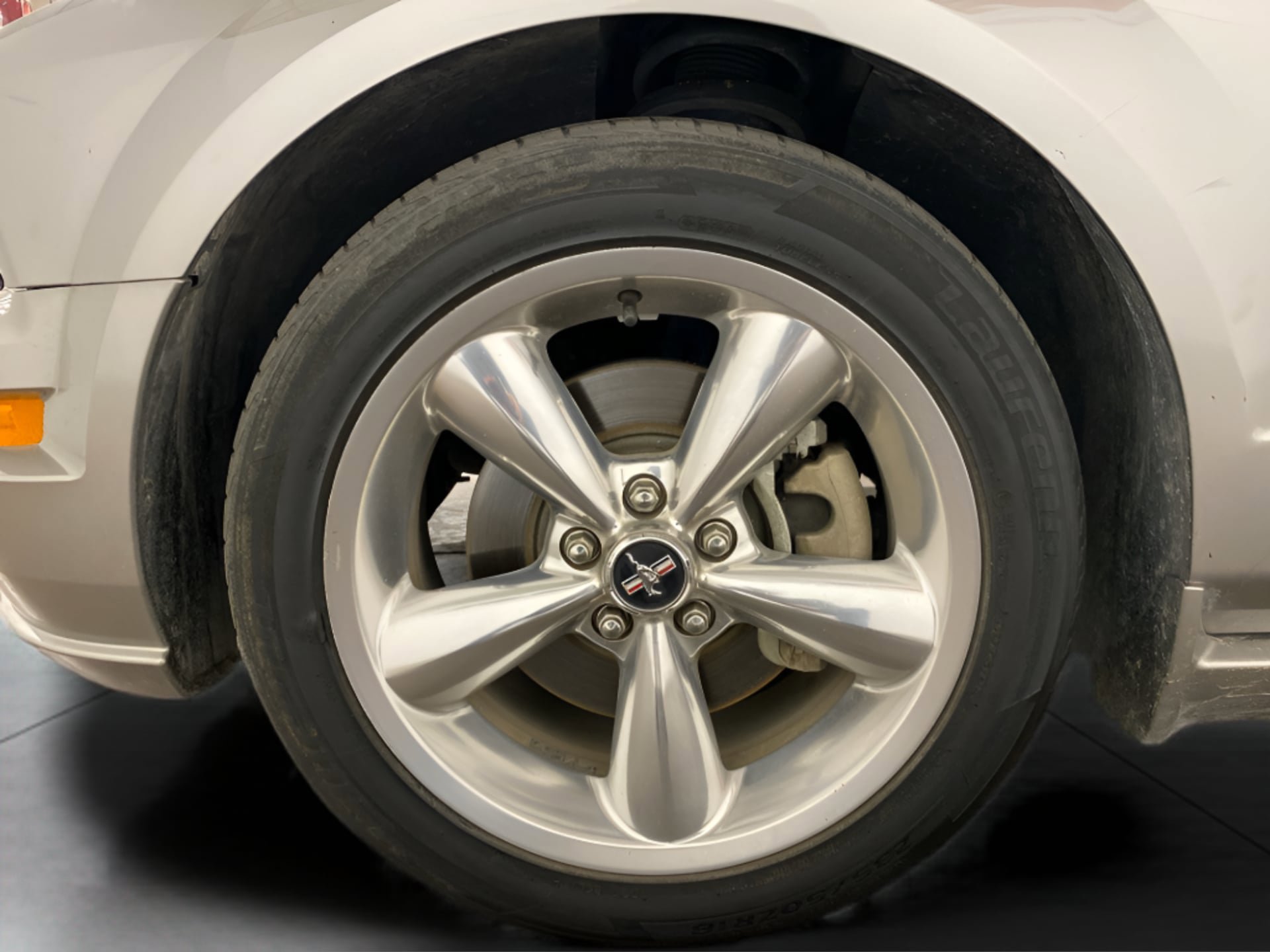 Used 2009 Ford Mustang GT image 18