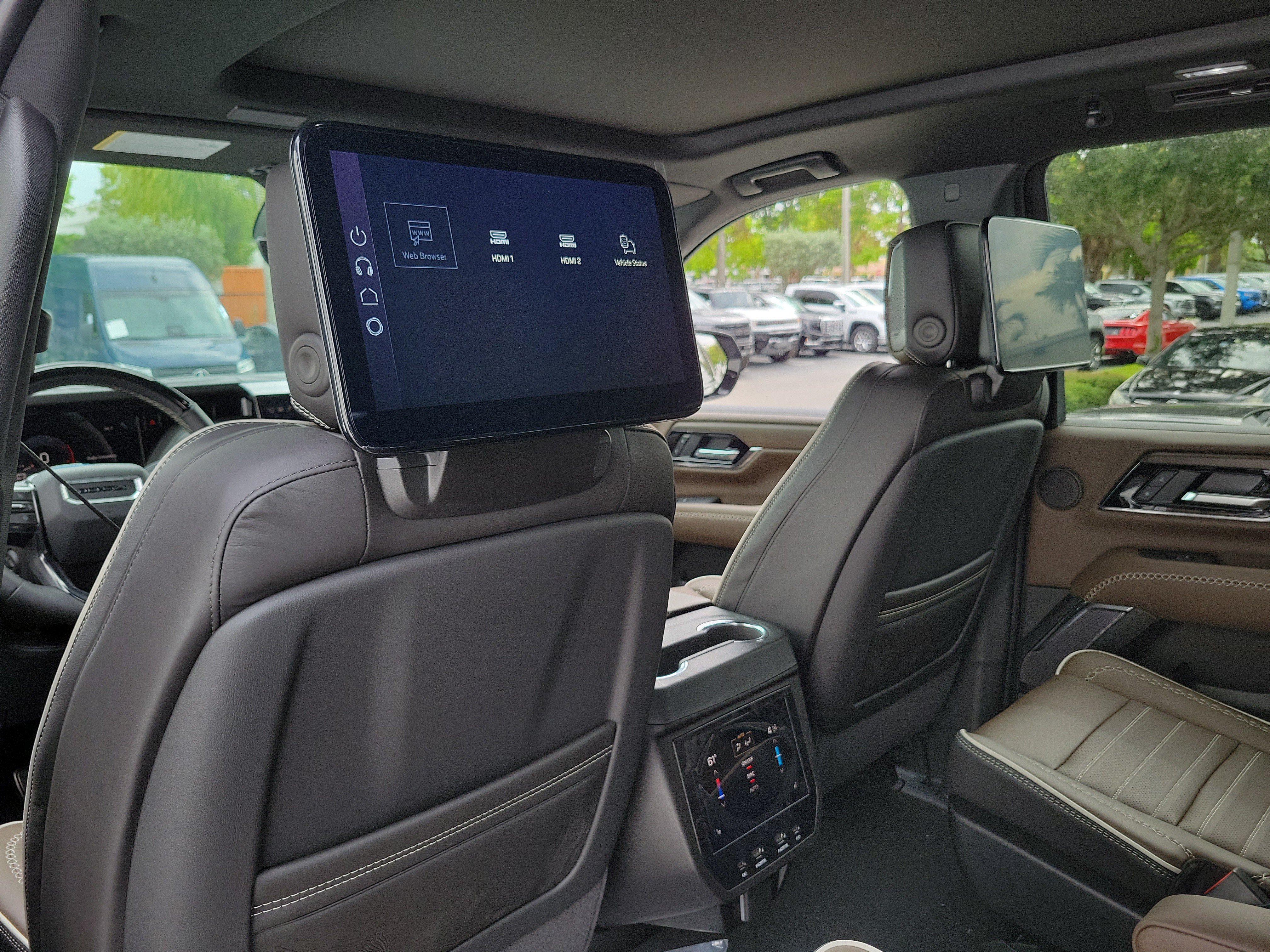 New 2026 GMC Yukon XL Denali Ultimate AWD/4WD image 15