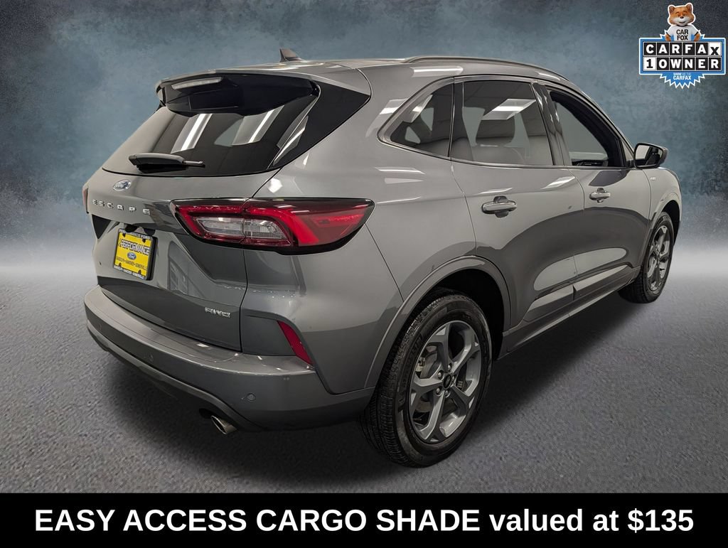 Used 2023 Ford Escape ST-Line w/ Tech Pack #1 AWD/4WD image 4