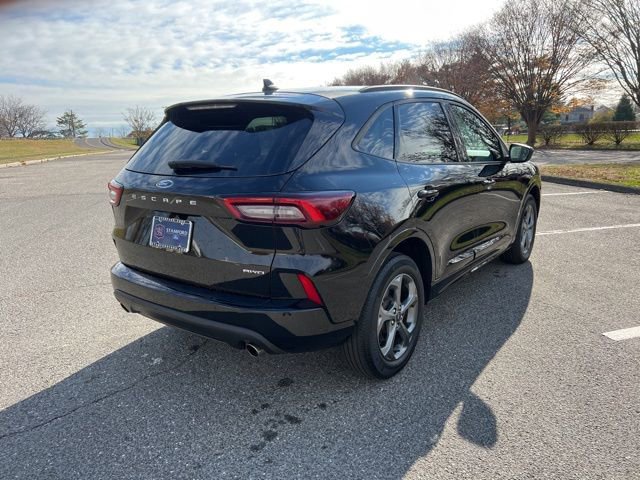 Used 2023 Ford Escape ST-Line image 10