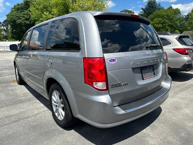 Used 2016 Dodge Grand Caravan SXT w/ Rear Park Assist Package FWD image 5