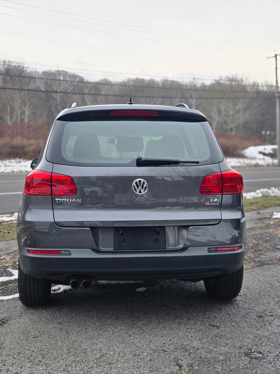 Used 2016 Volkswagen Tiguan S image 21