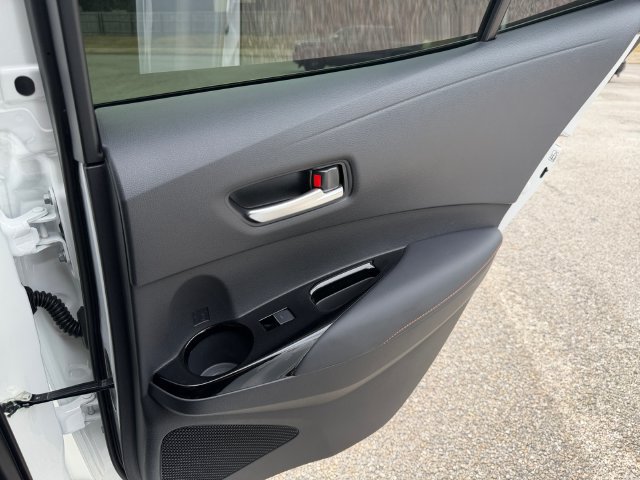 Used 2026 Toyota Corolla SE FWD image 27
